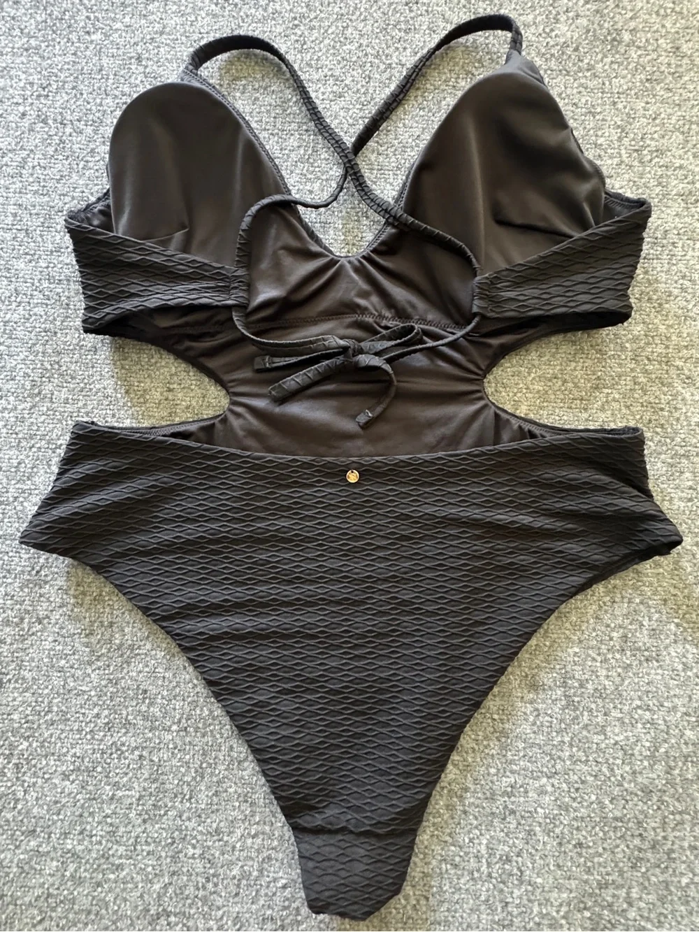 Victoria’s Secret Cut Out Cheeky One Piece Swimsuit XXL Textured Black